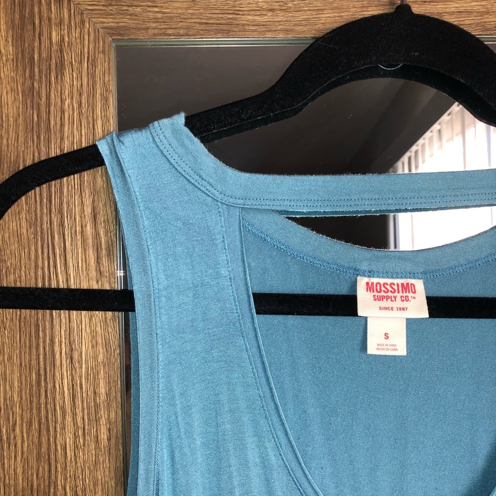 Cut-Out Tank